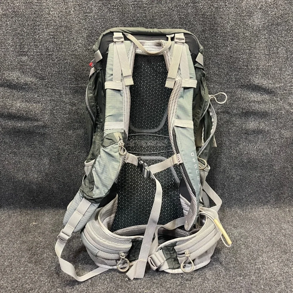 Osprey Stratos 24 Green Hiking Backpack w/ Osprey Hydeo 3.0L Hydration Reservoir